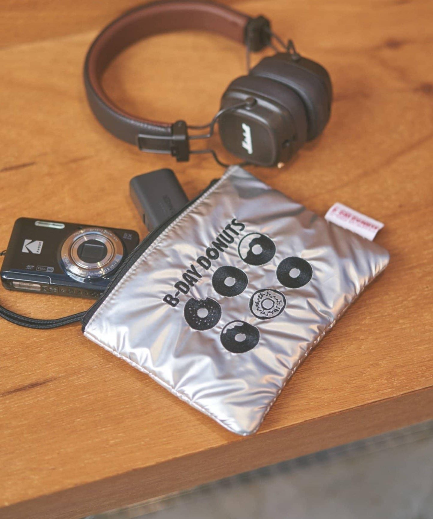 B-DAY DONUTS 刺繡收納包