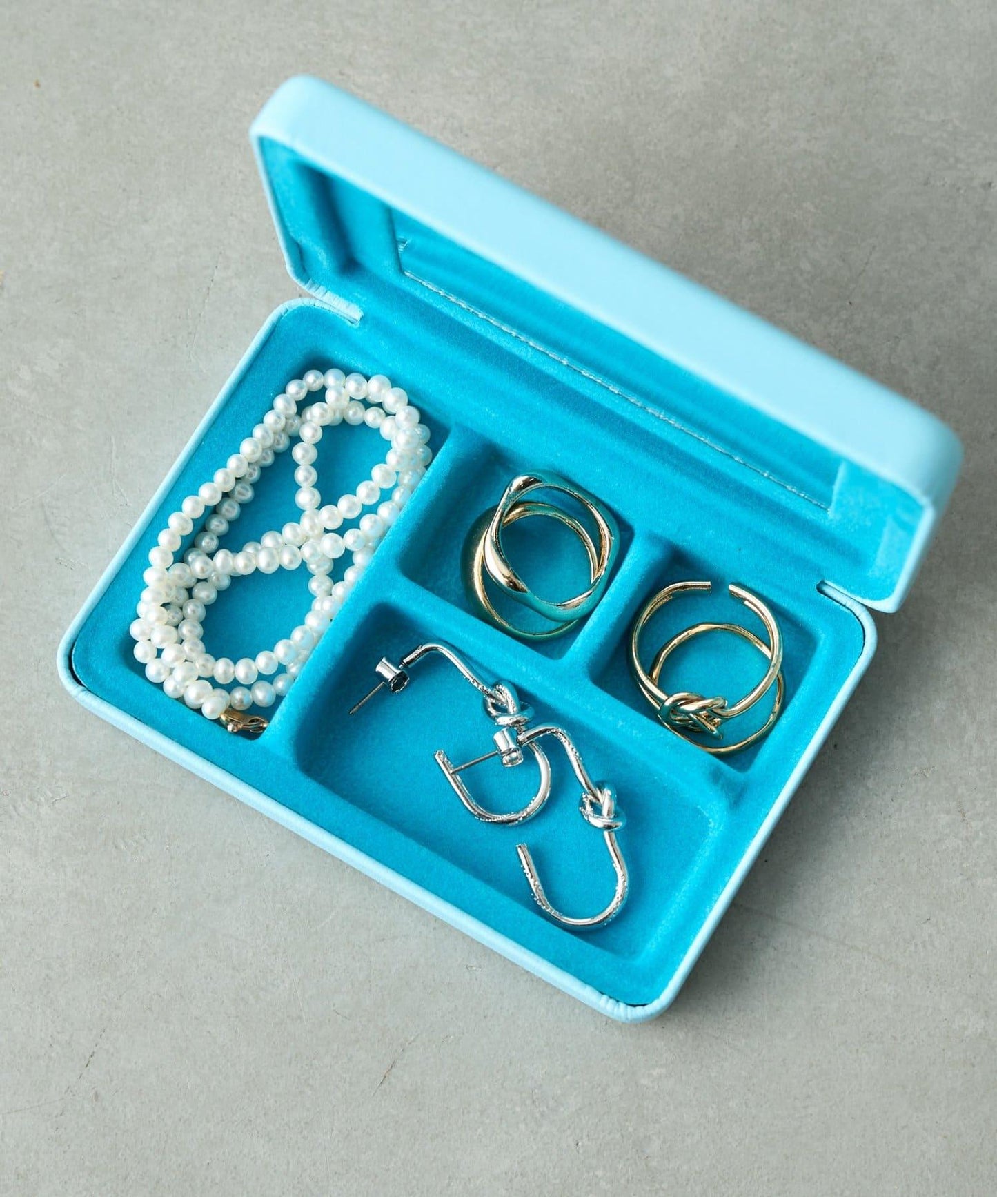 cans of sweets 飾品收納盒