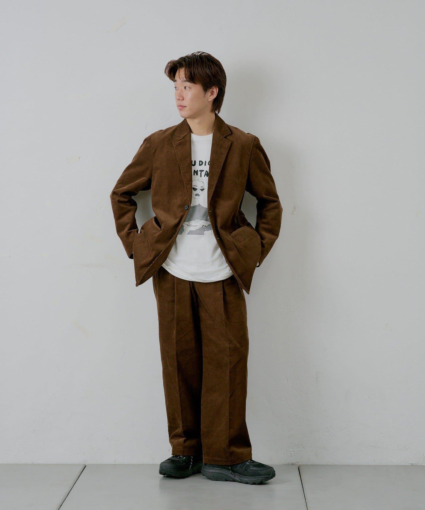 【WHIMSIC/SETUP対応】燈芯絨2粒扣西裝外套