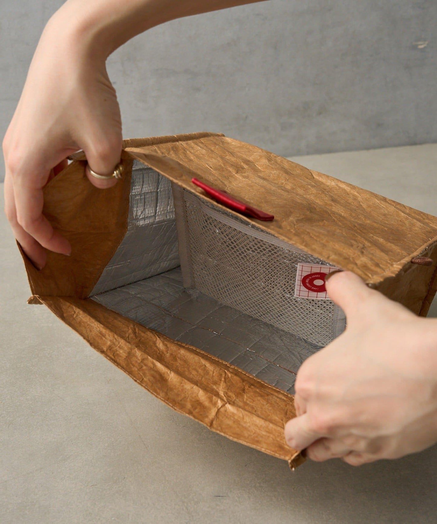 B-DAY DONUTS 泰維克保溫午餐袋