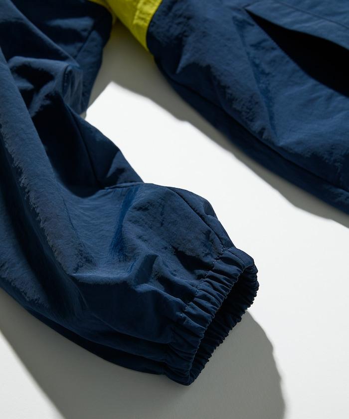 C&B尼龍套頭風衣