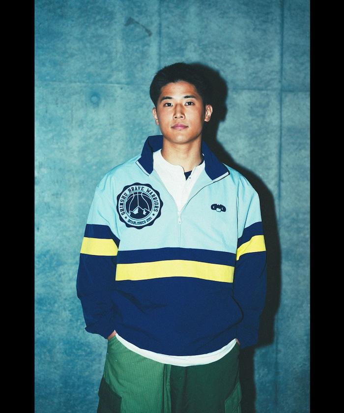 C&B尼龍套頭風衣