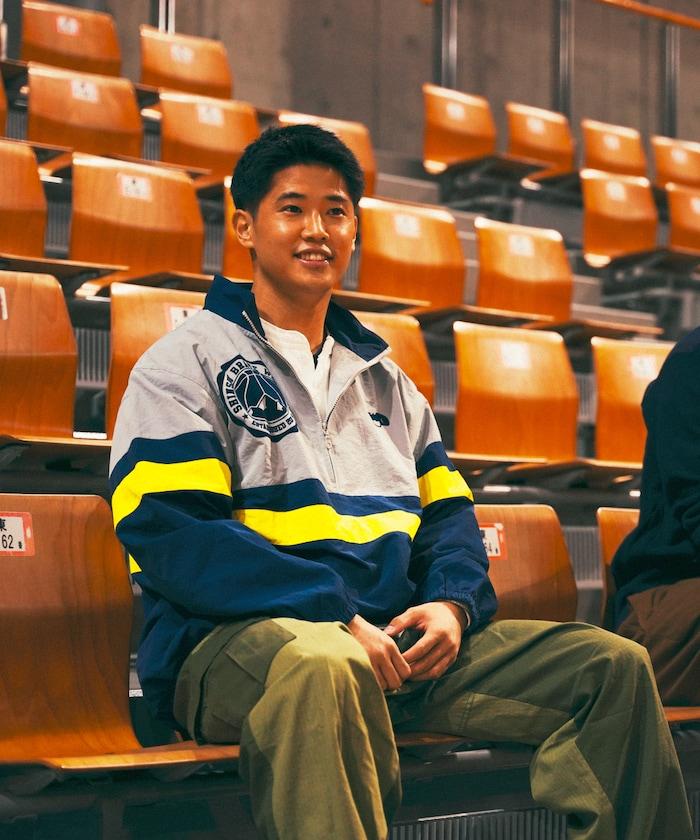 C&B尼龍套頭風衣