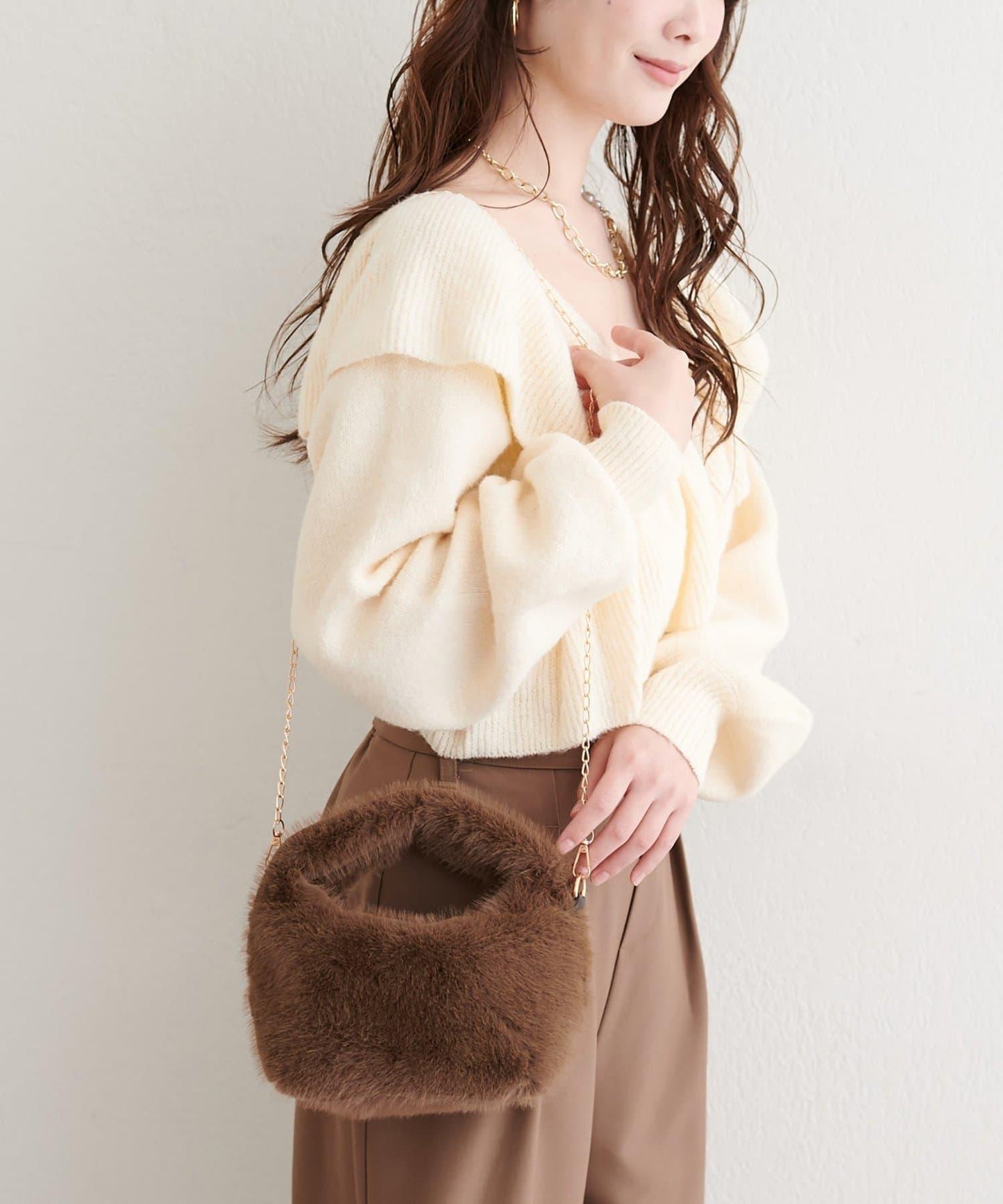 帶肩帶仿皮草包