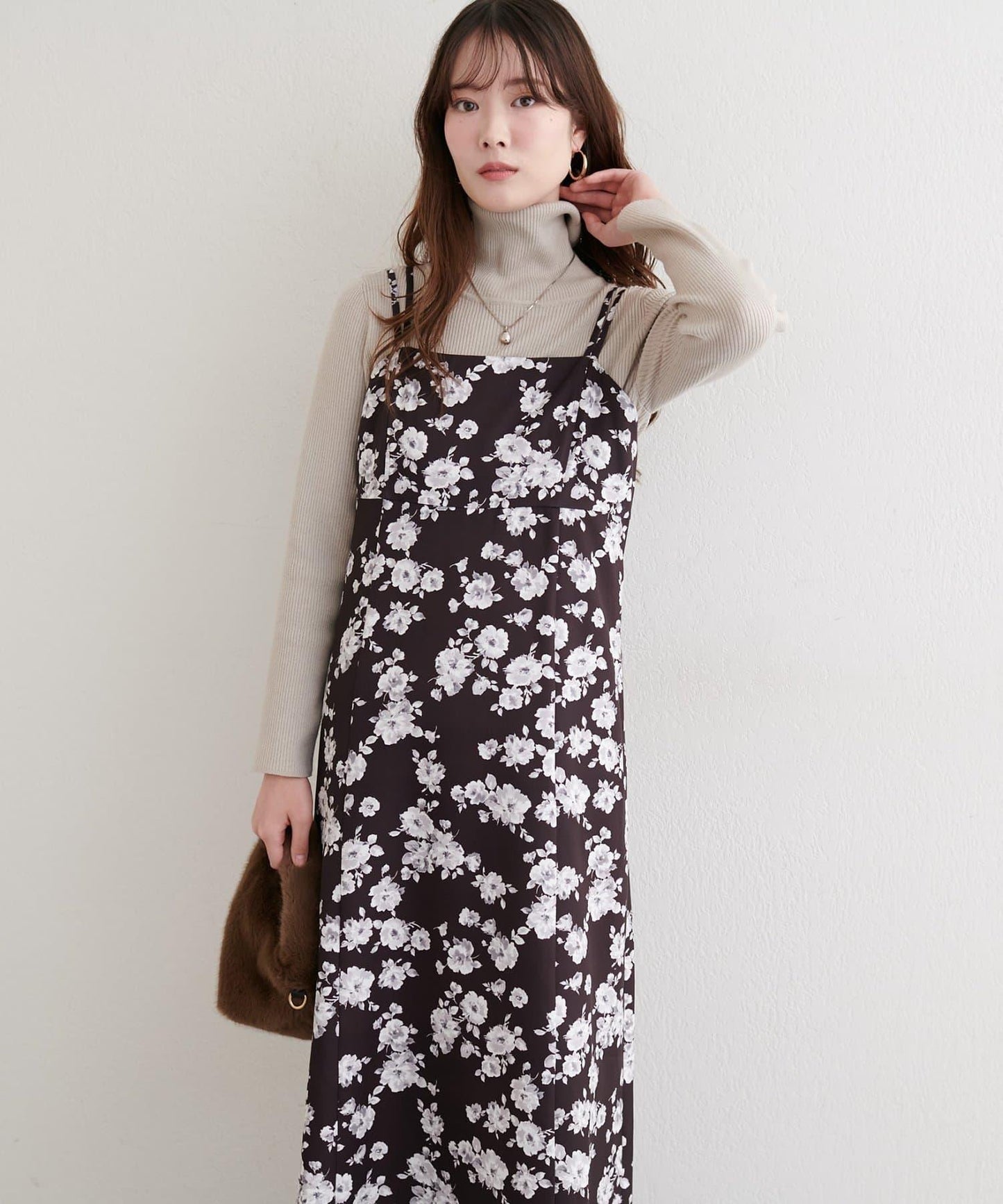 原創圖案吊帶連衣裙