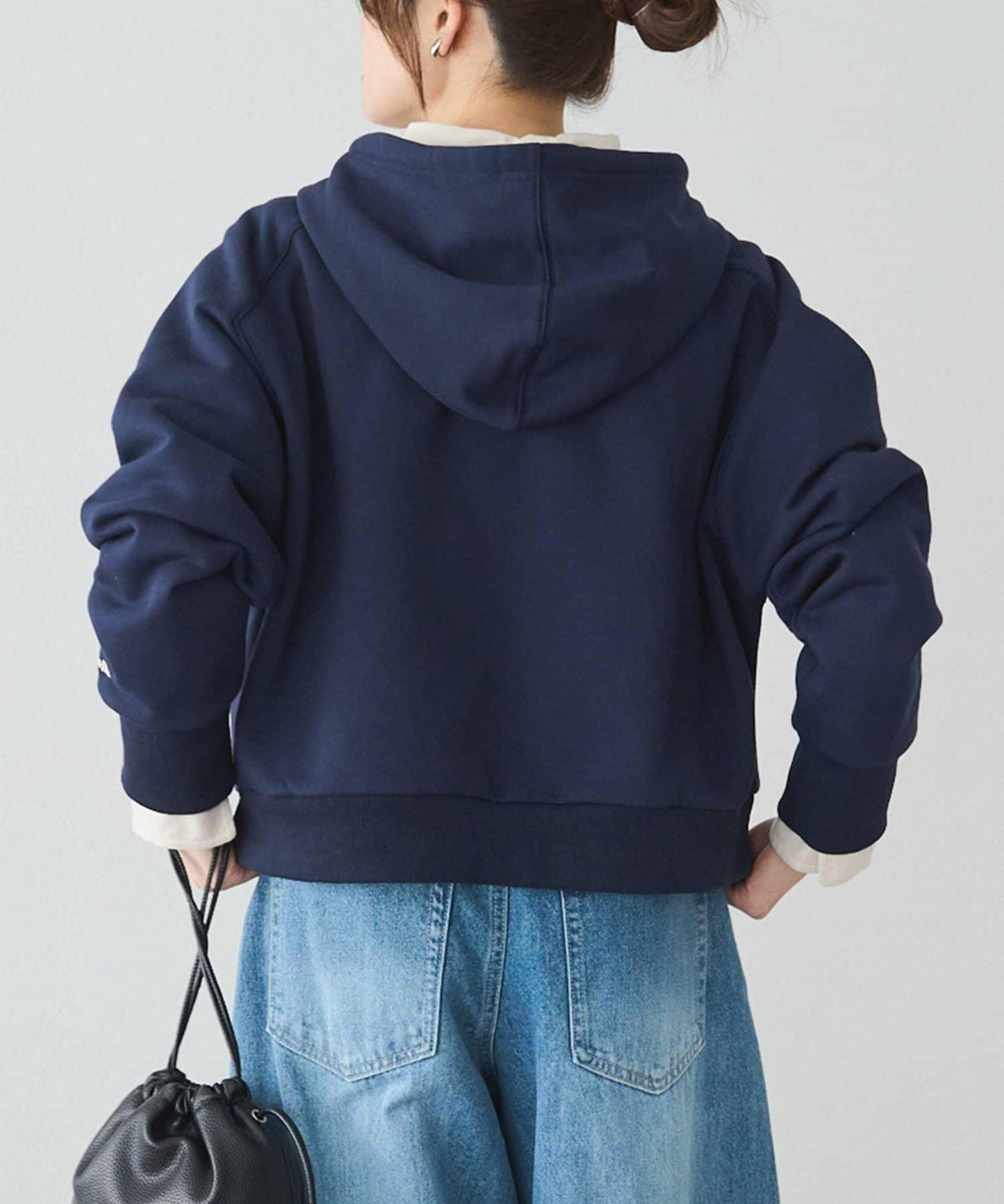 加絨衛衣短款連帽衫