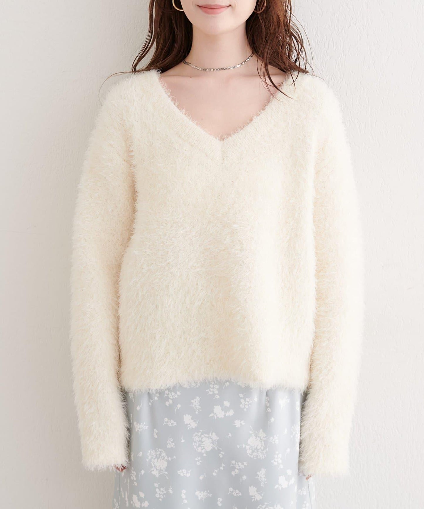 V領長毛針織套頭衫