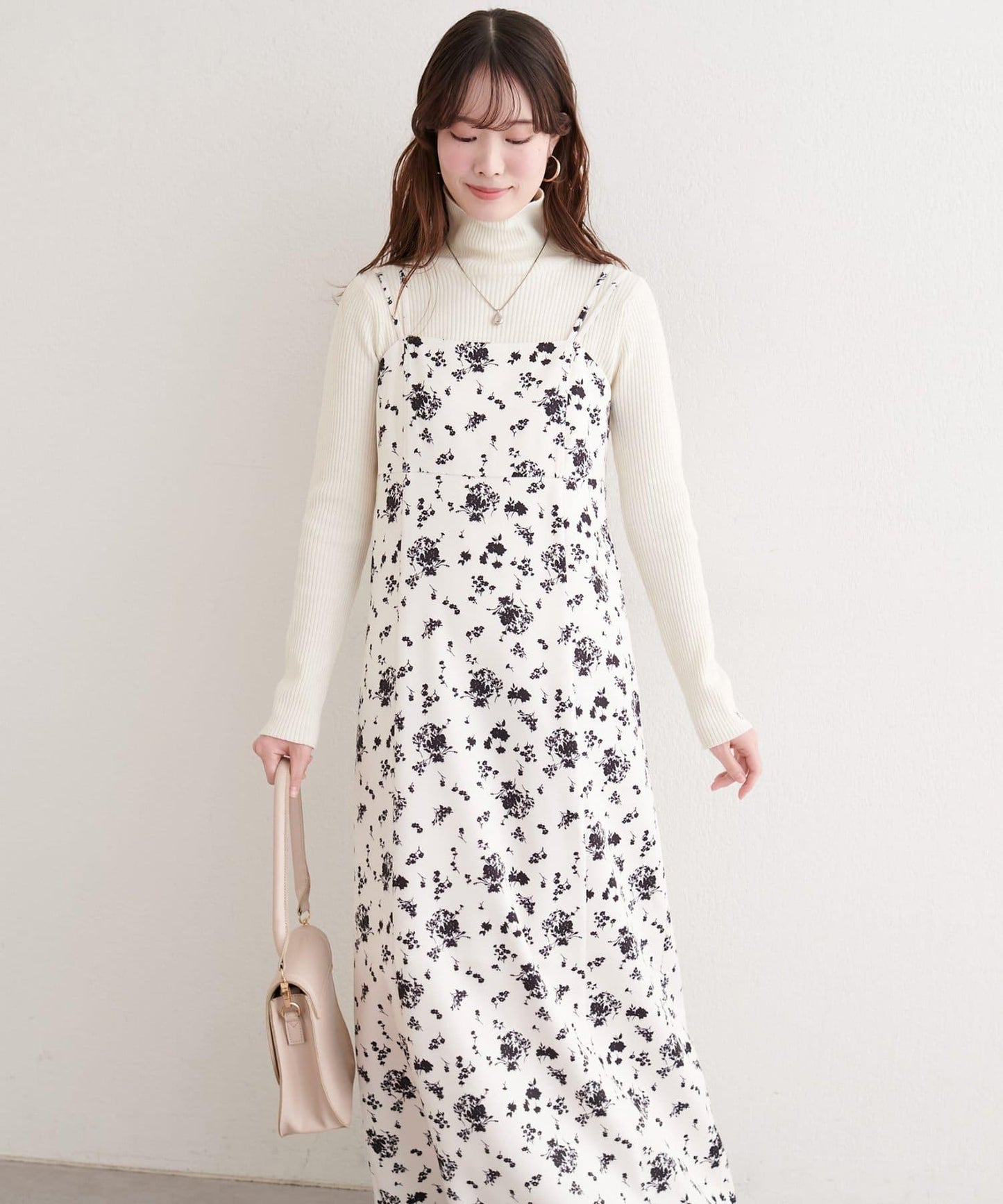 原創圖案吊帶連衣裙