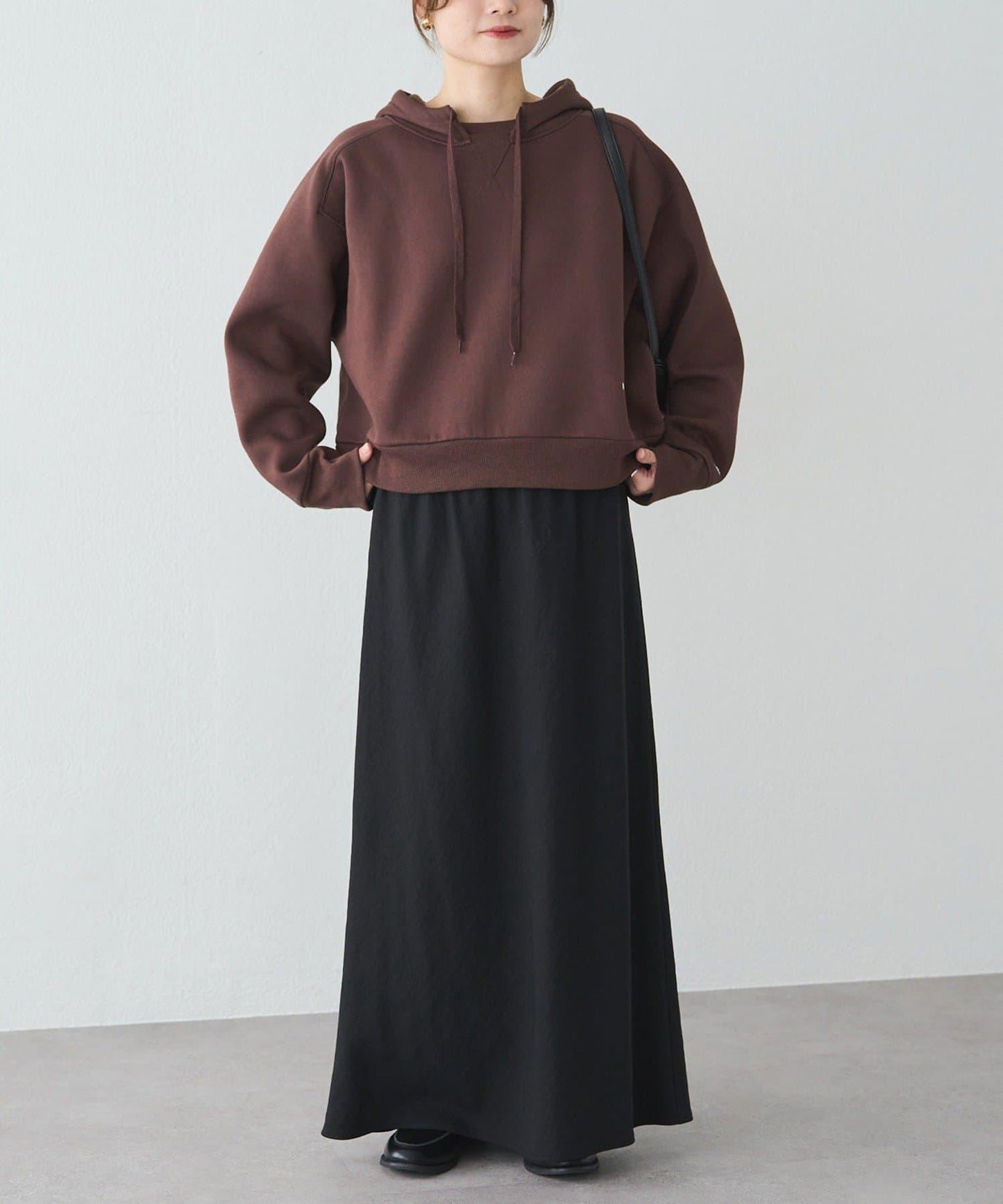 加絨衛衣短款連帽衫