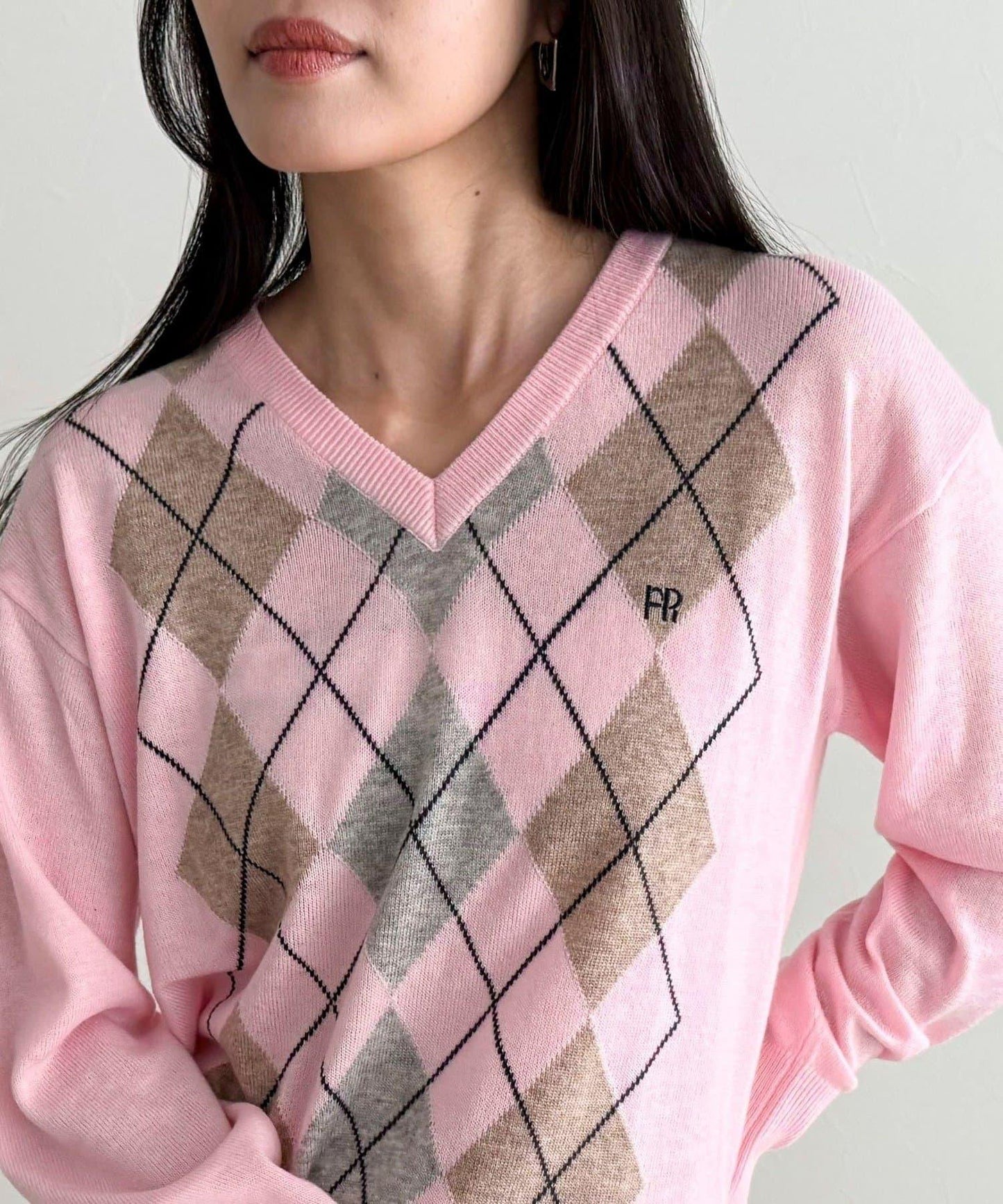菱格紋嵌花V領針織衫