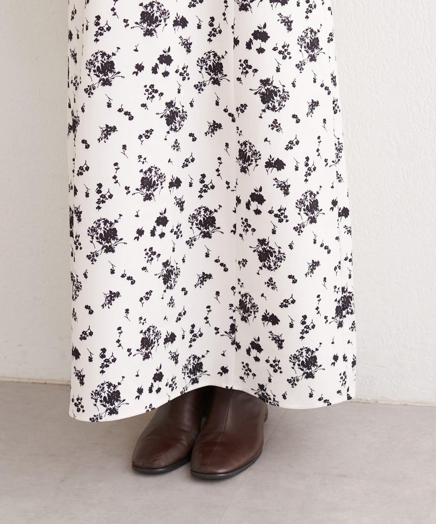 原創圖案吊帶連衣裙