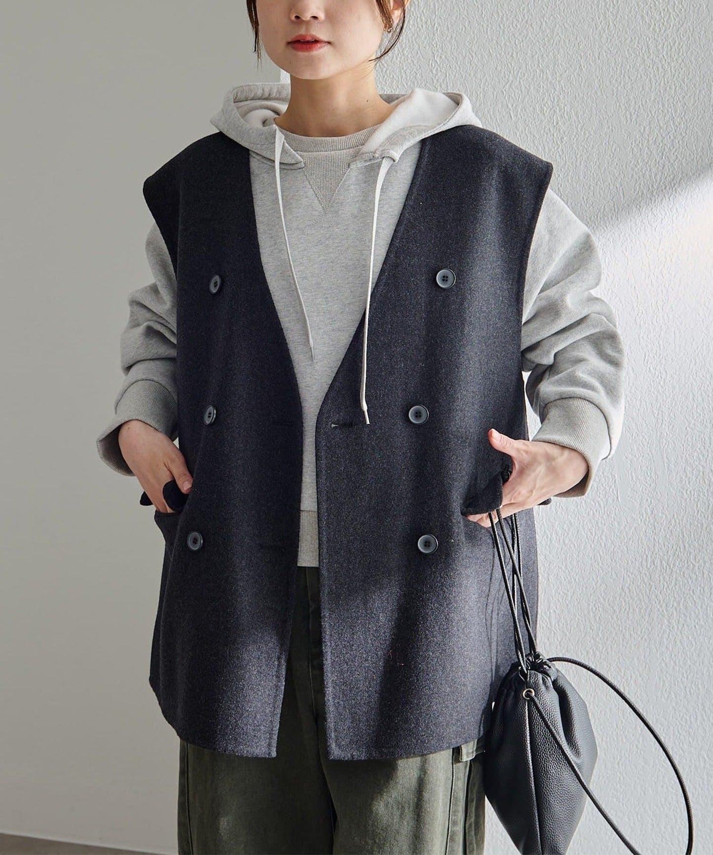 加絨衛衣短款連帽衫