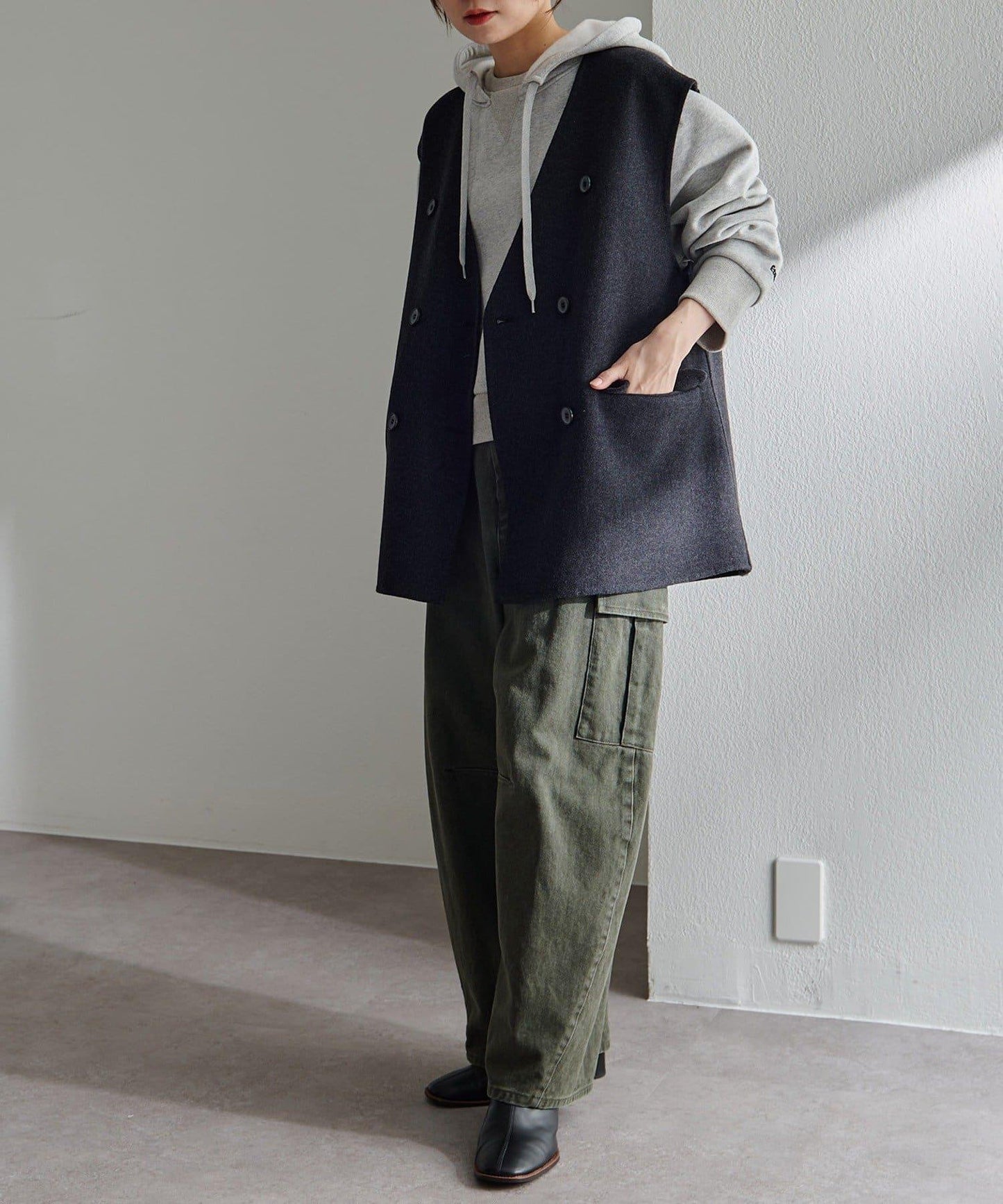 加絨衛衣短款連帽衫