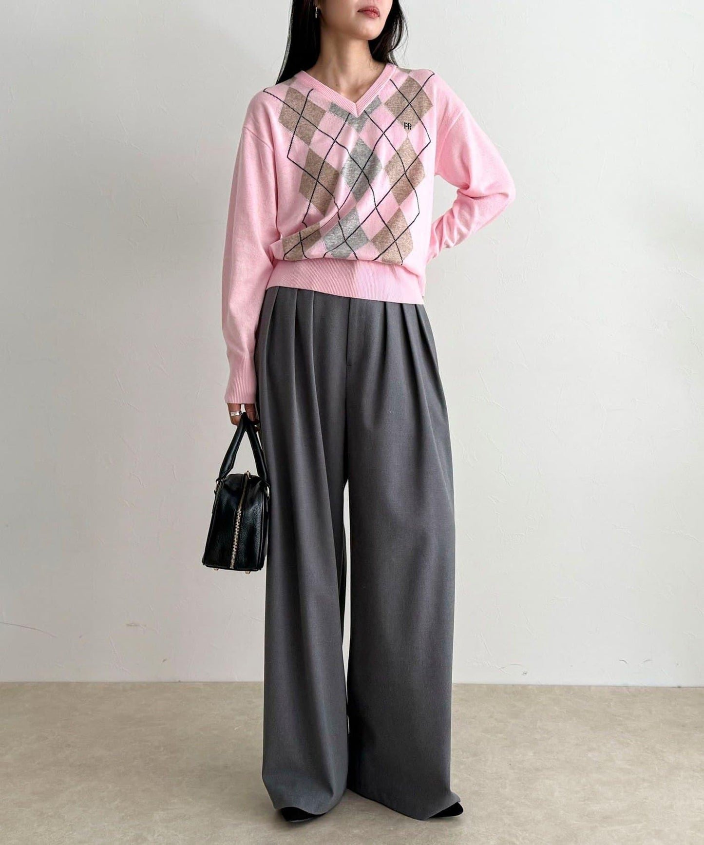 菱格紋嵌花V領針織衫