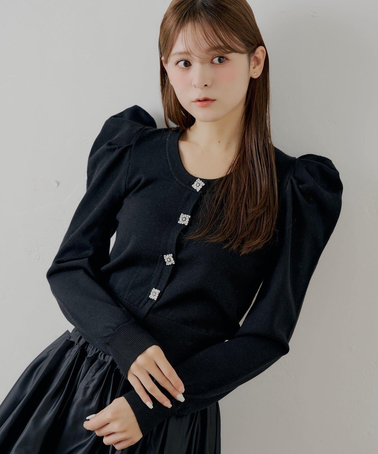 【SALON by Chico】珠飾紐扣泡泡袖設計開衫