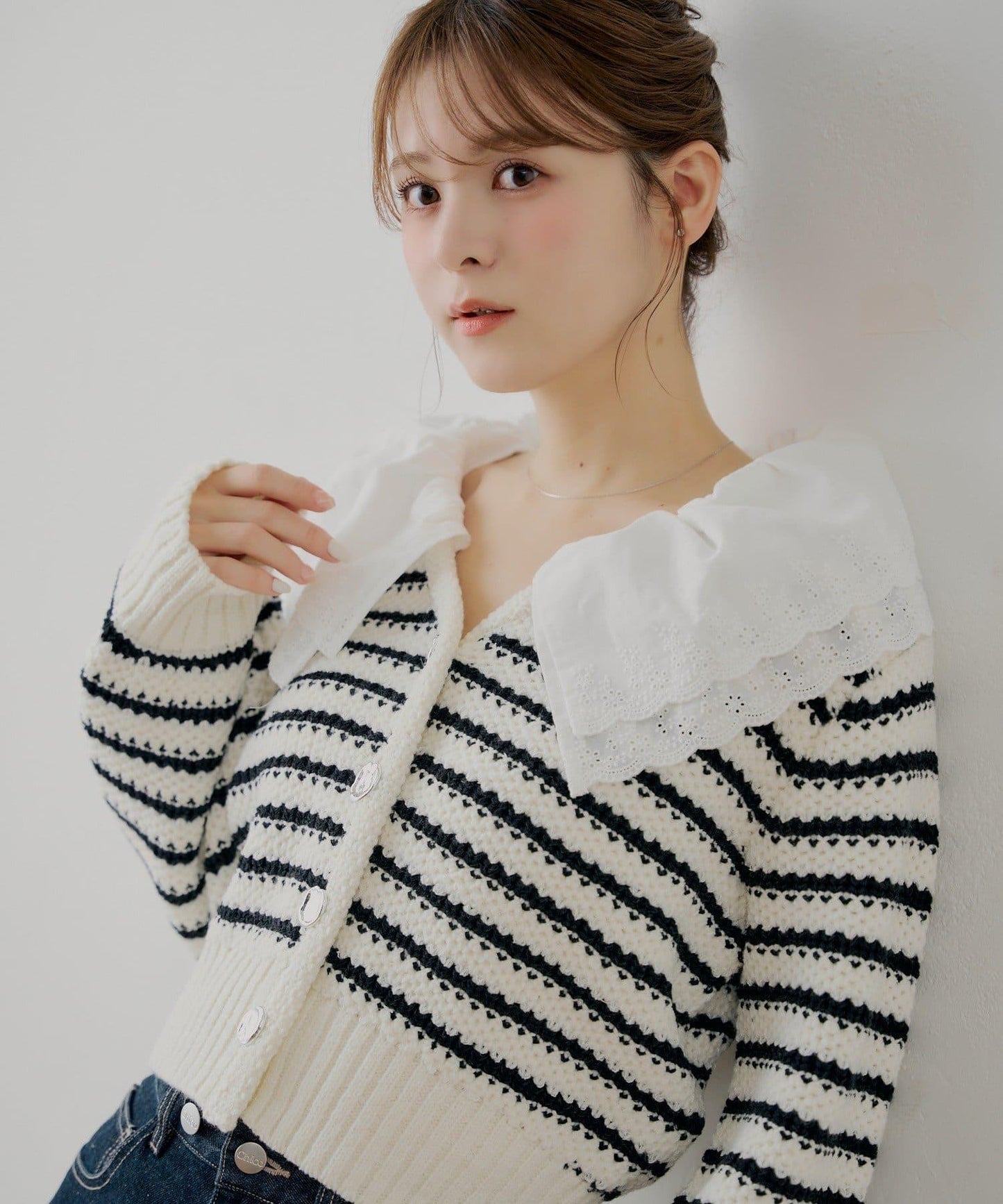 【SALON by Chico】雙層荷葉邊花紋針織開衫