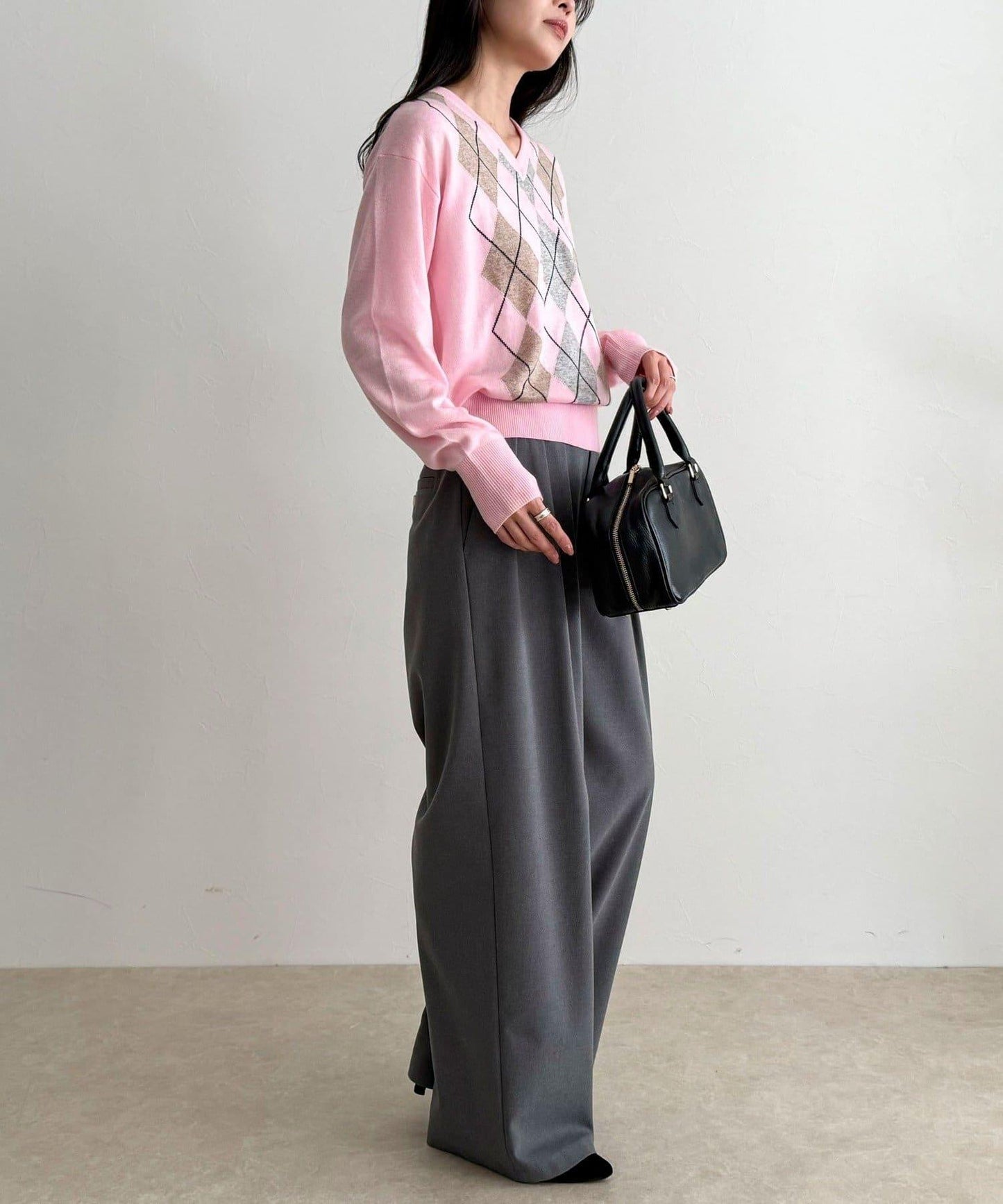 菱格紋嵌花V領針織衫