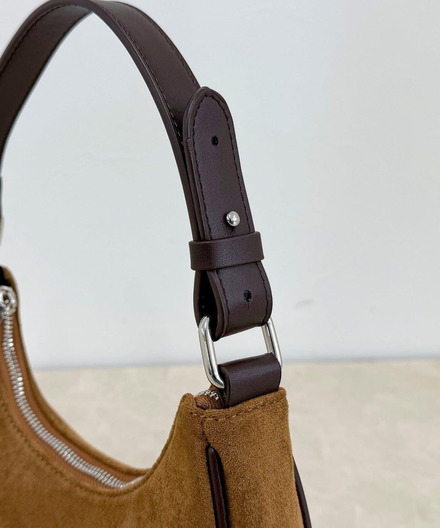 拼接麂皮圓形單肩揹包