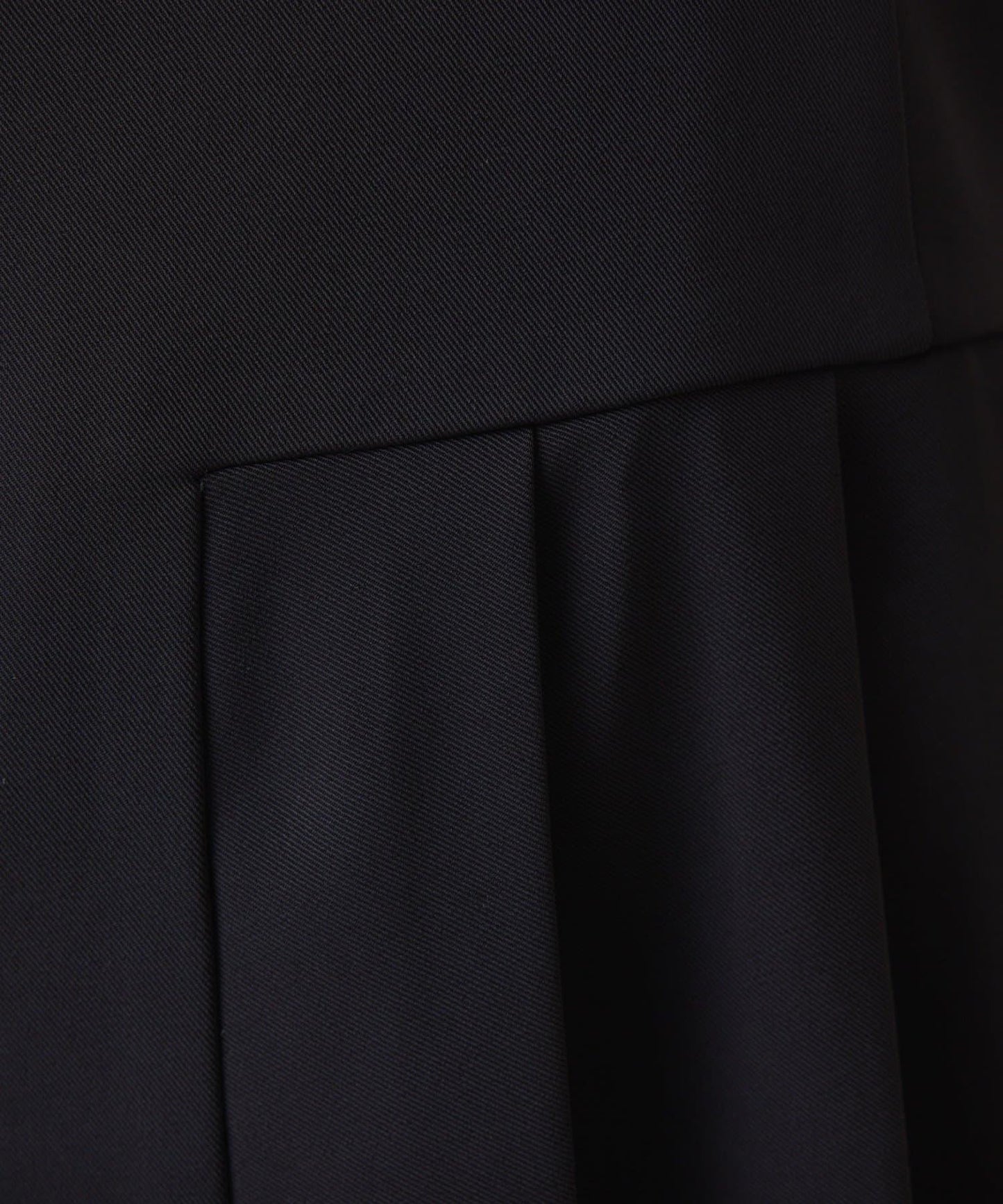 【臀部遮蓋】斜紋百褶馬甲/套裝/禮服