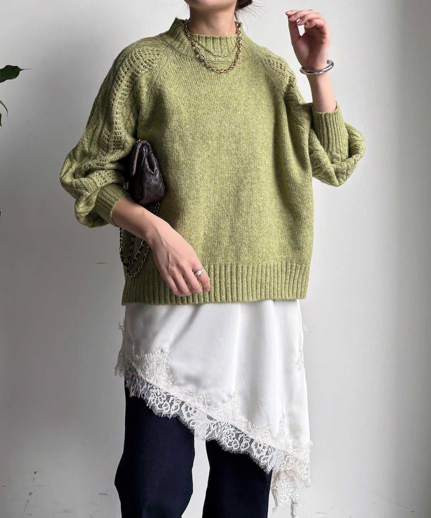 鏤空麻花拼接插肩套頭衫