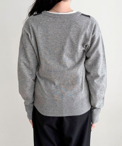 菱格紋嵌花V領針織衫