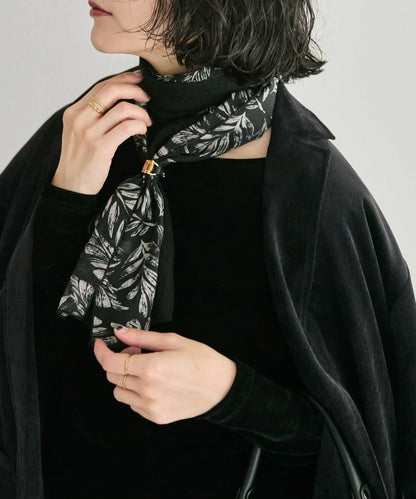 帶戒指拼色葉子圖案圍巾