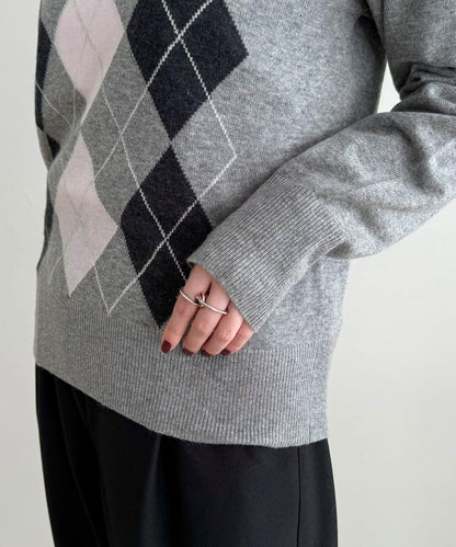 菱格紋嵌花V領針織衫