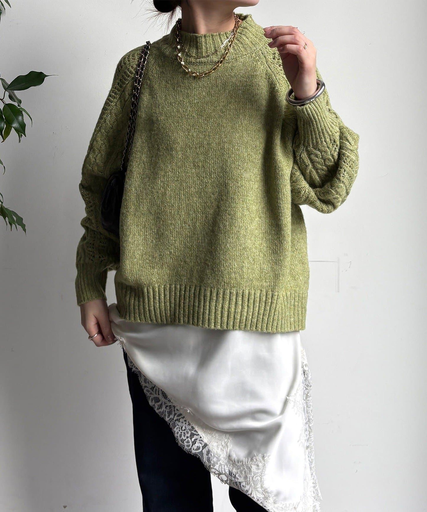 鏤空麻花拼接插肩套頭衫