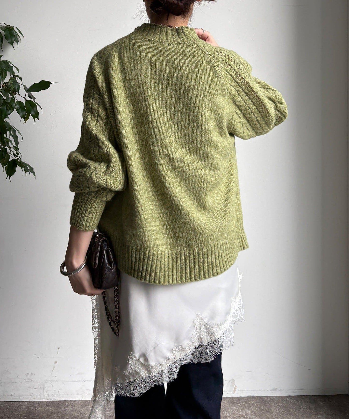 鏤空麻花拼接插肩套頭衫