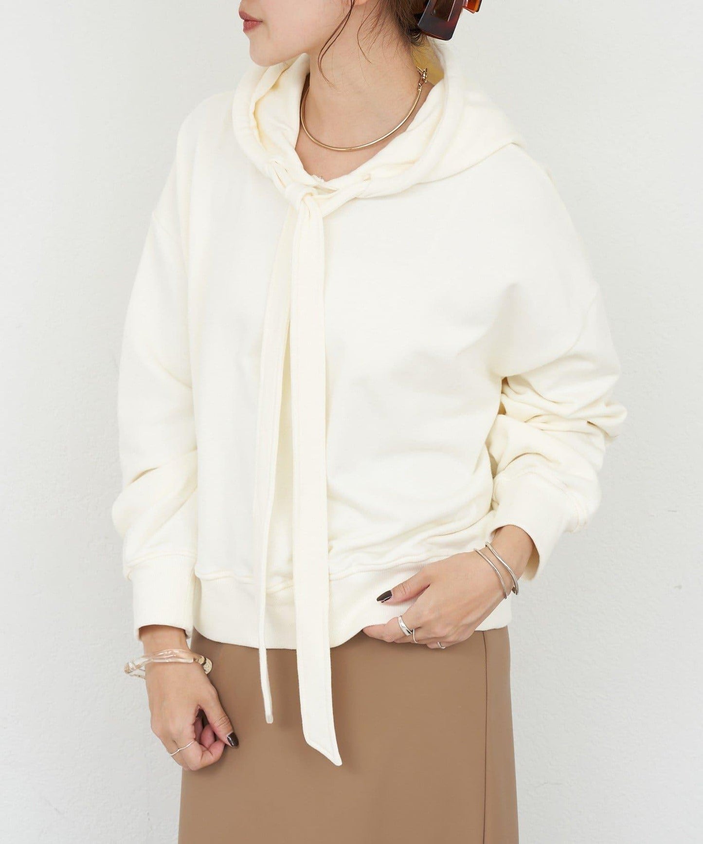 【26SS】蝴蝶結領連帽衫