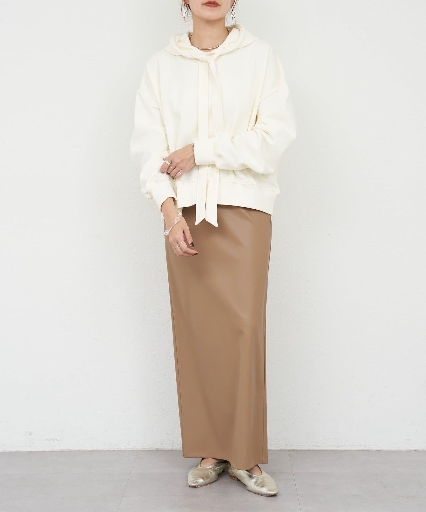 【26SS】蝴蝶結領連帽衫