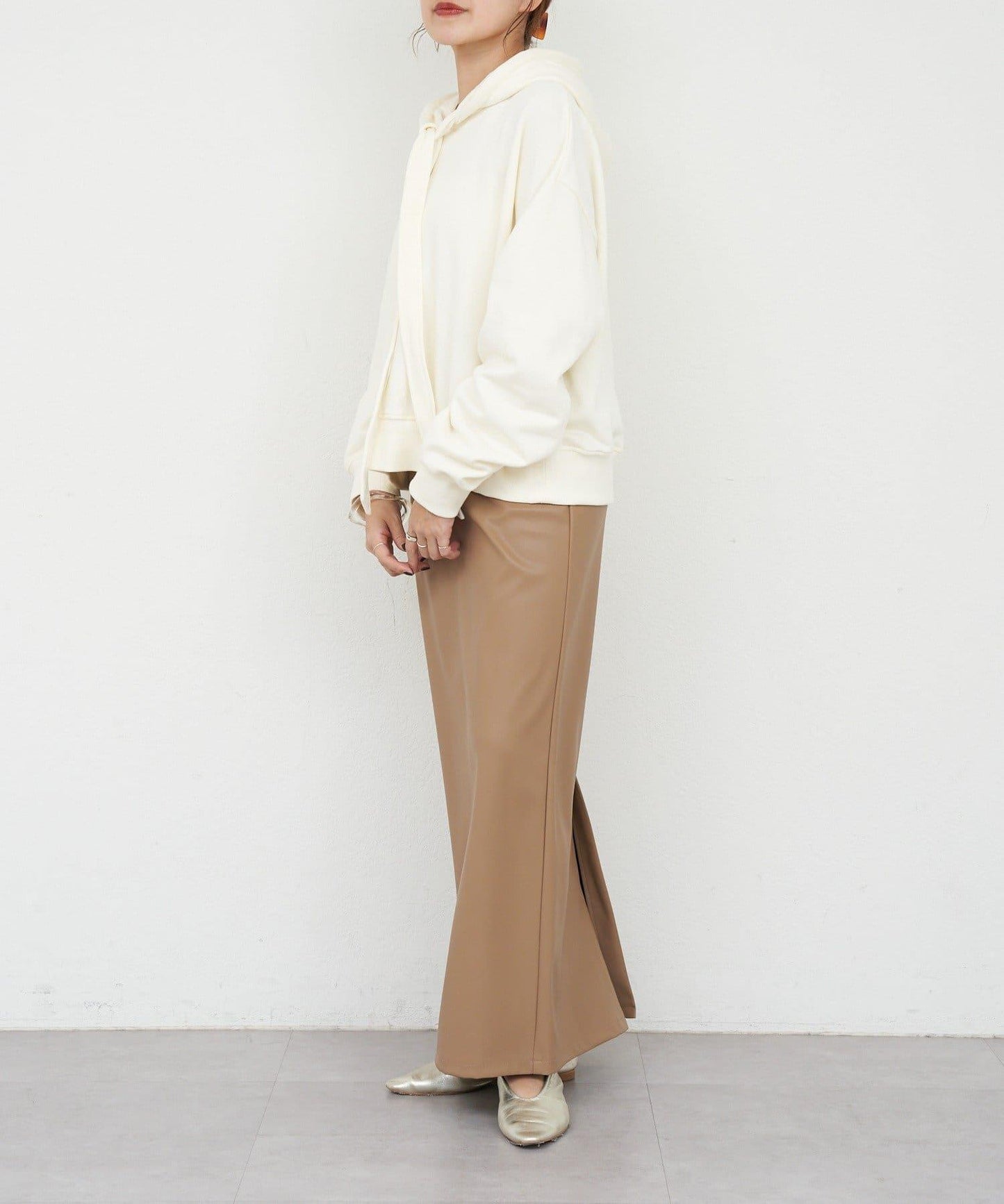 【26SS】蝴蝶結領連帽衫