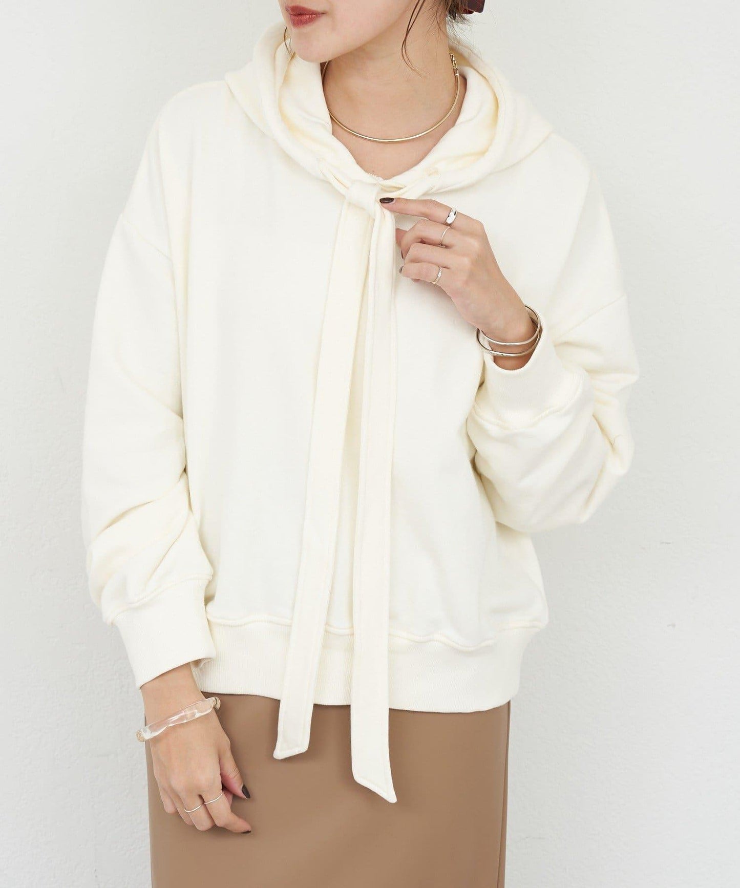 【26SS】蝴蝶結領連帽衫