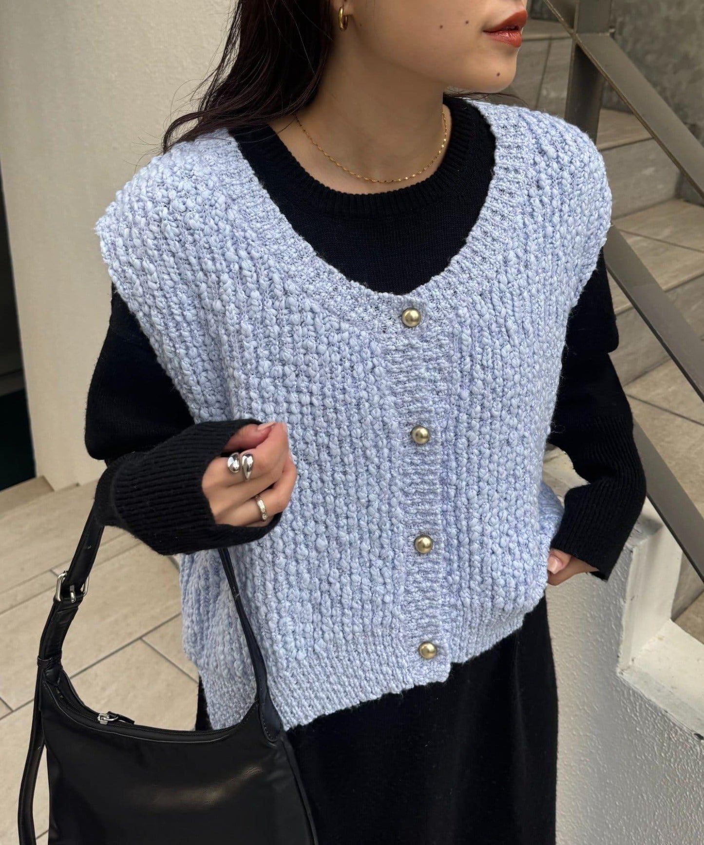 立體金色紐釦針織背心