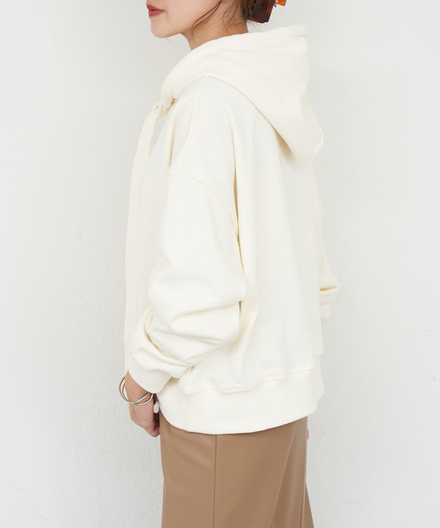 【26SS】蝴蝶結領連帽衫