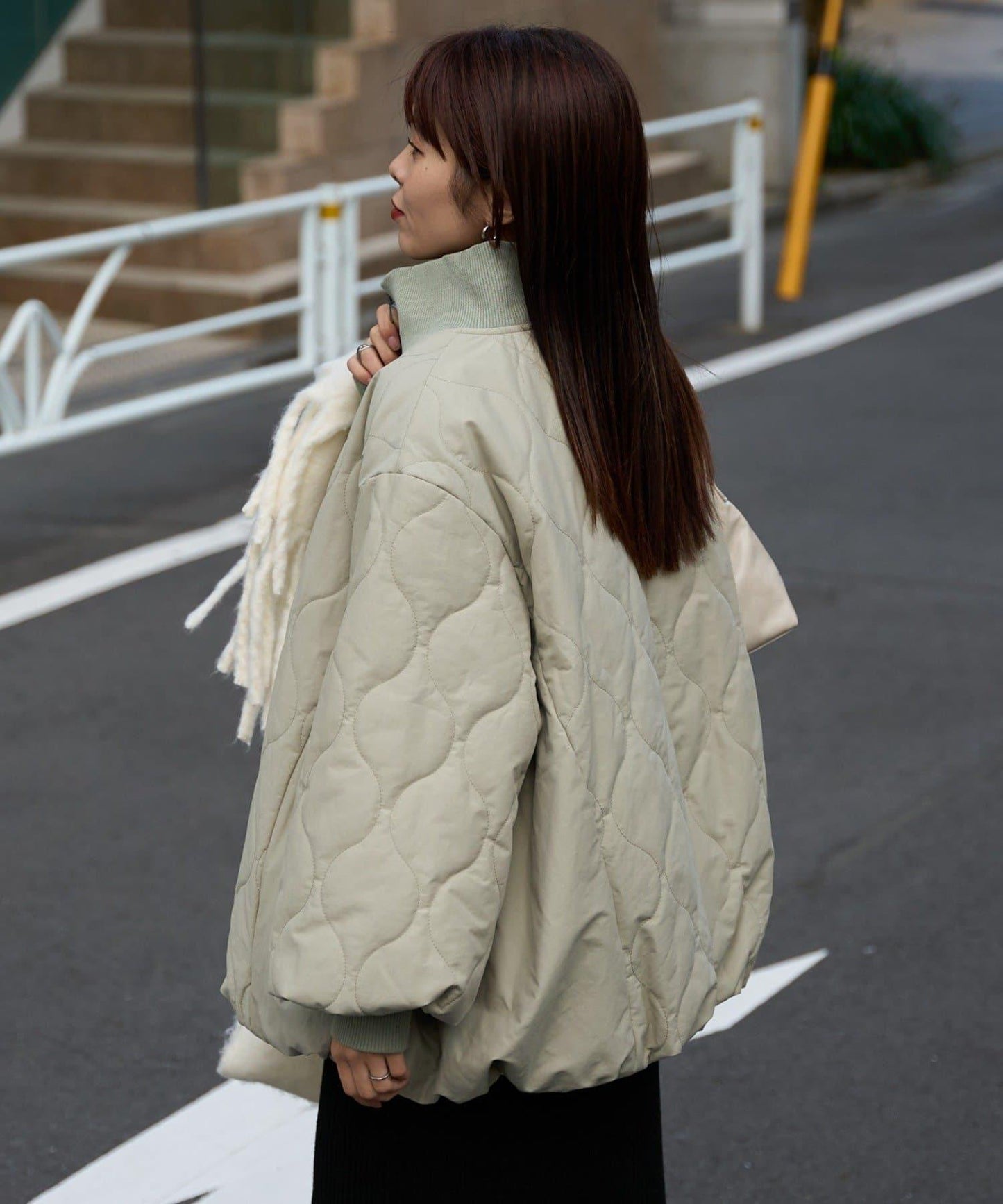 拼接絎縫立領燈籠袖夾克