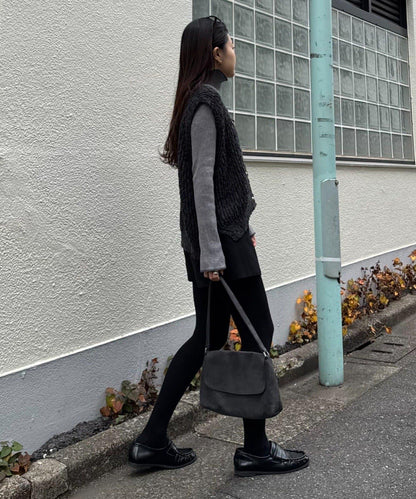 立體金色紐釦針織背心