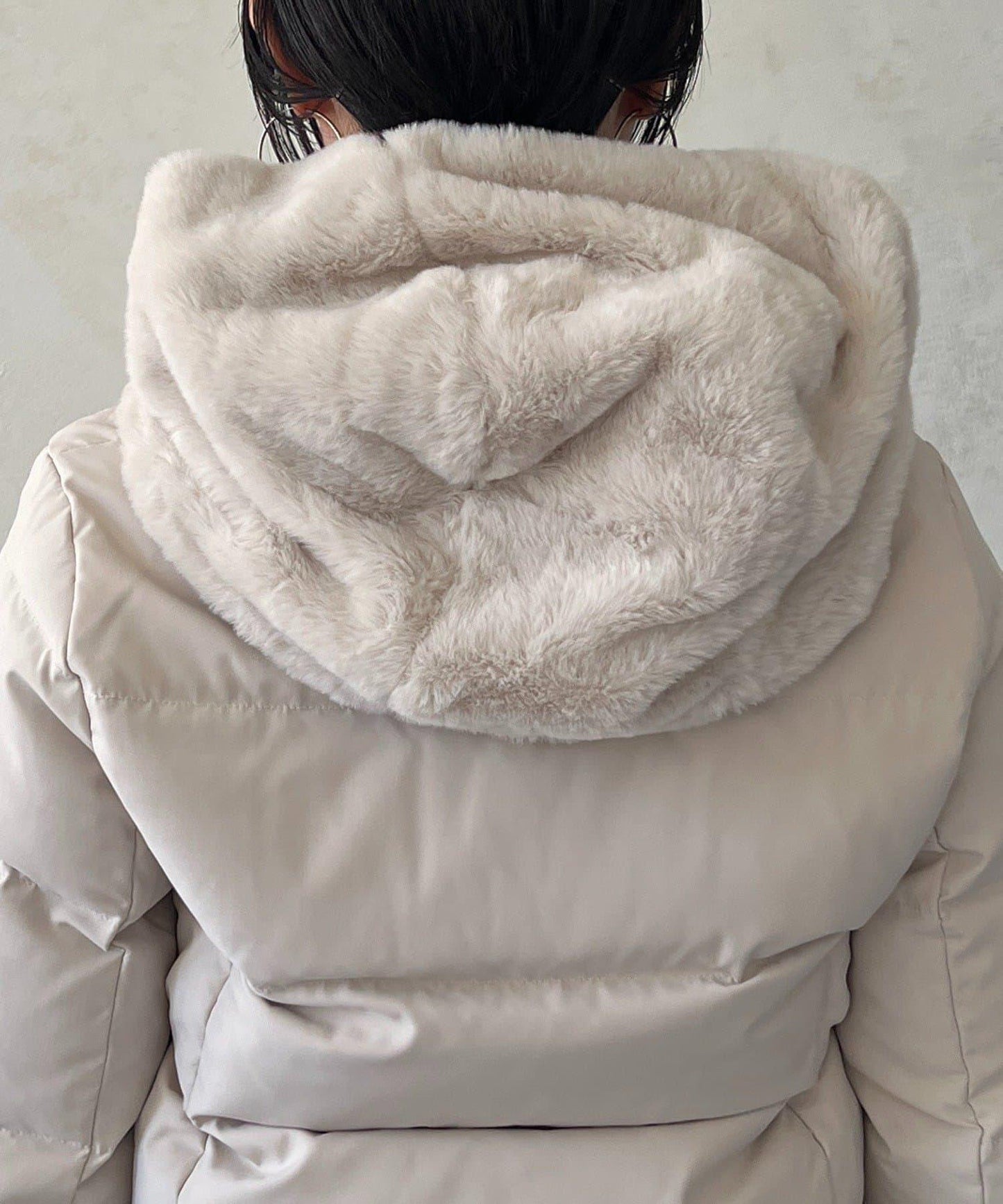 毛絨拼接輕薄羽絨服