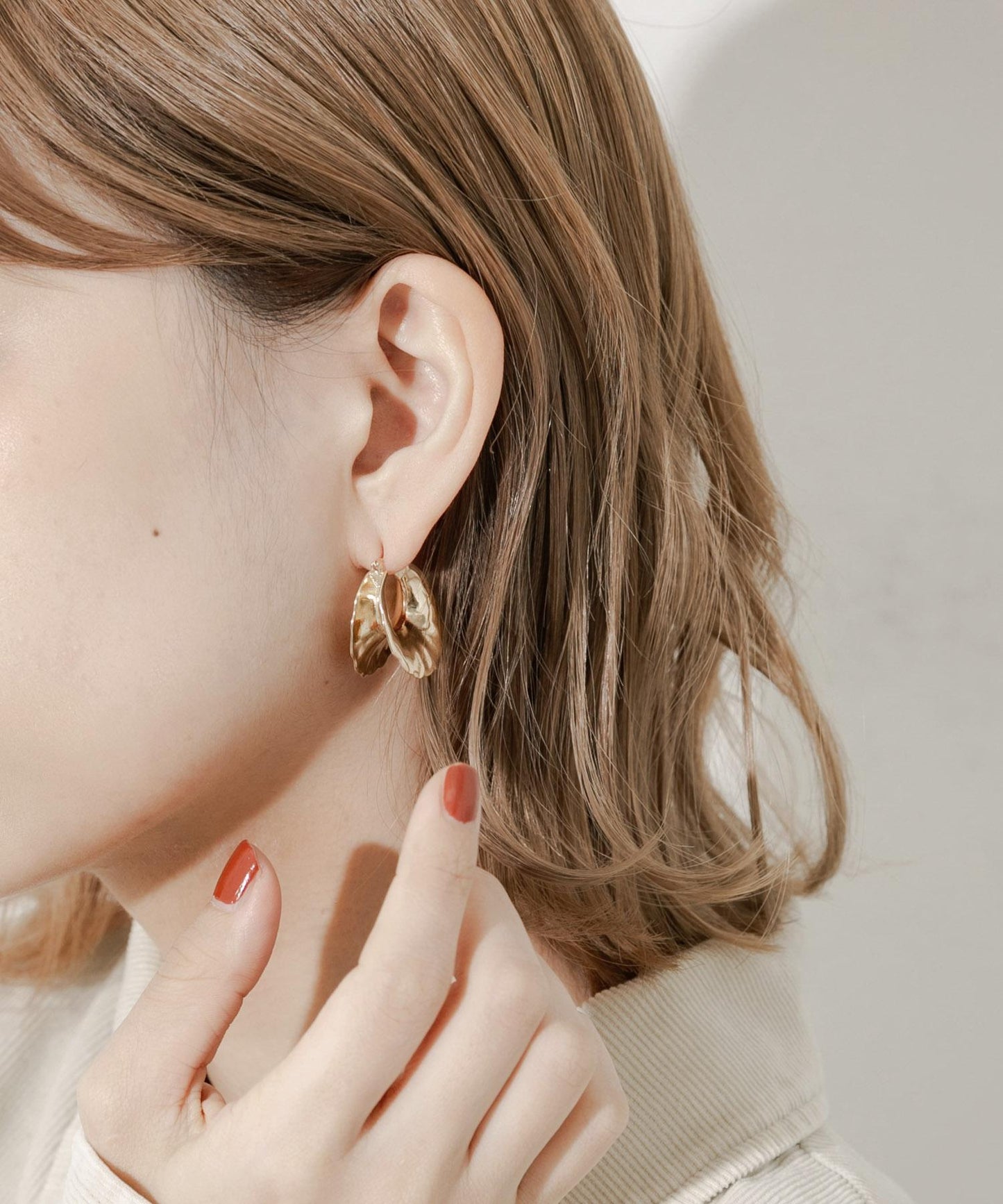 金屬質感立體邊緣圓環耳環