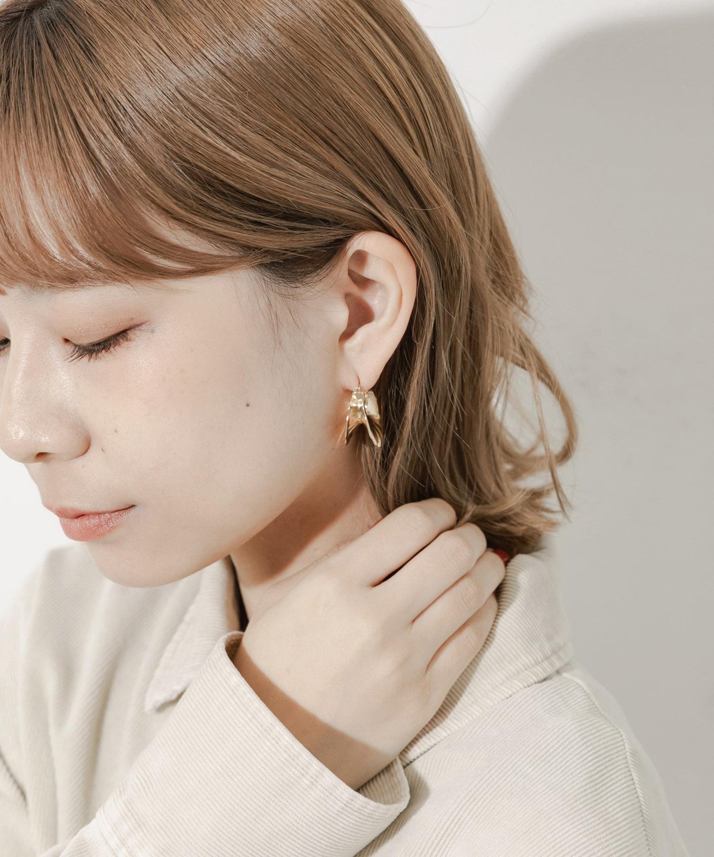 金屬質感立體邊緣圓環耳環