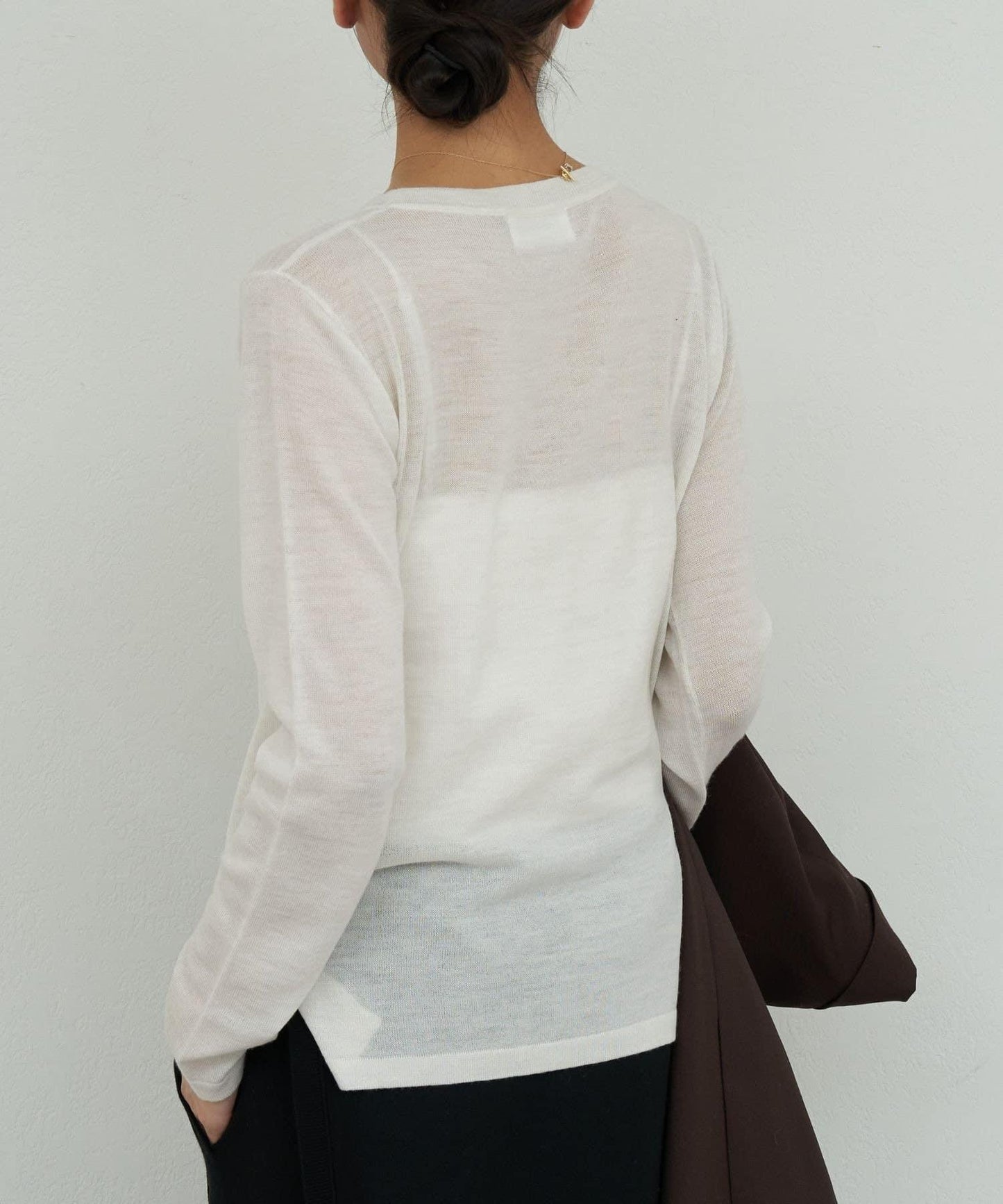 【HERITANOVUM】輕薄羊毛圓領針織衫