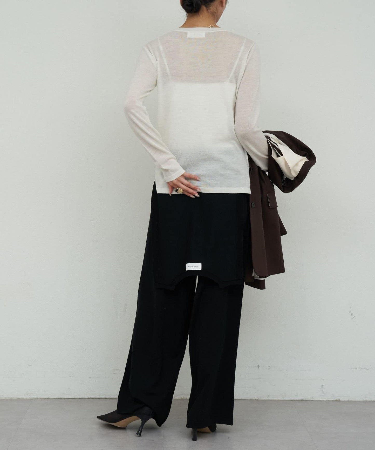 【HERITANOVUM】輕薄羊毛圓領針織衫