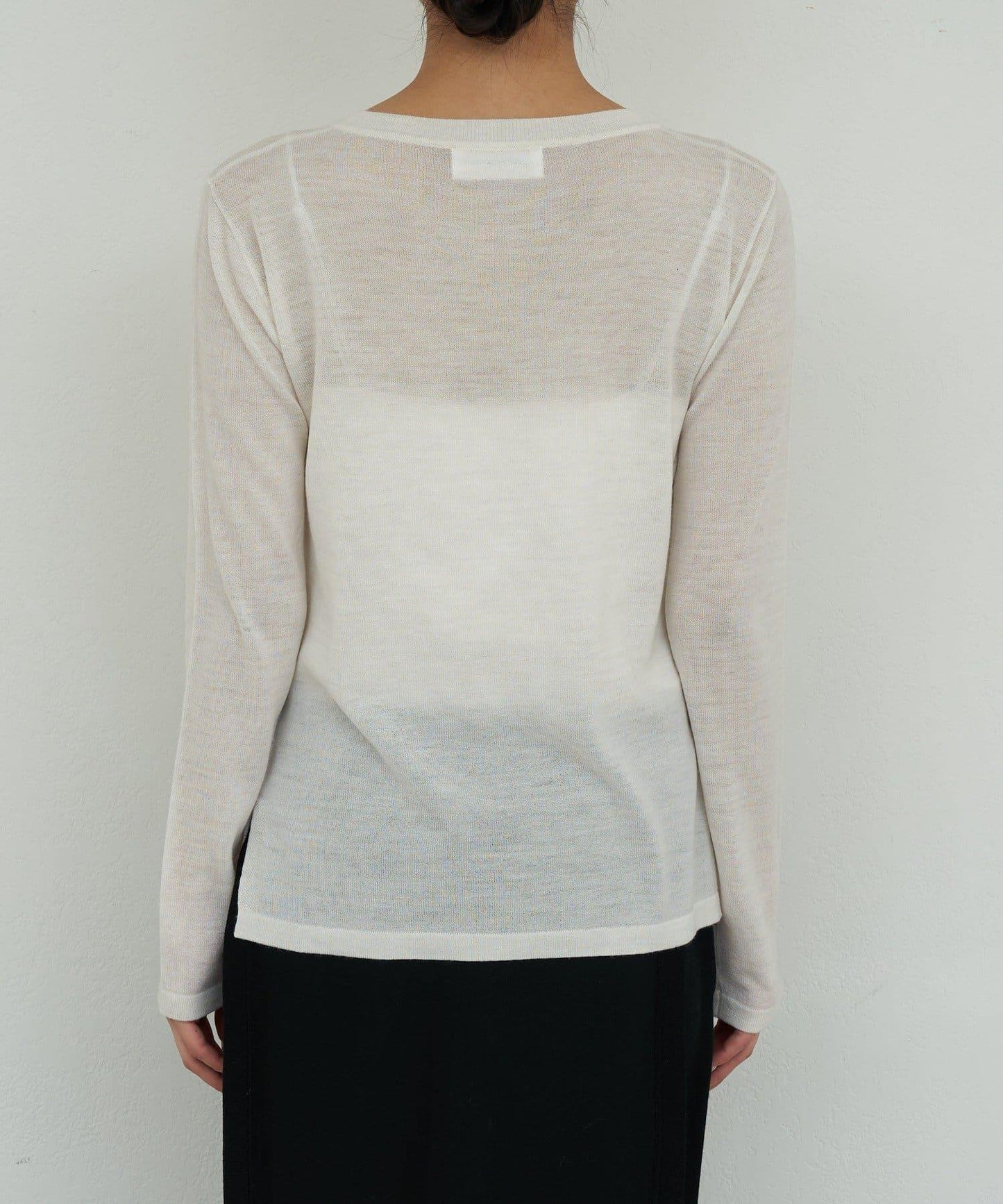 【HERITANOVUM】輕薄羊毛圓領針織衫