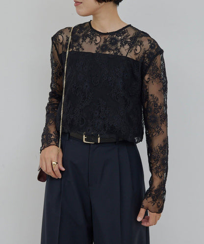 層疊蕾絲襯衫