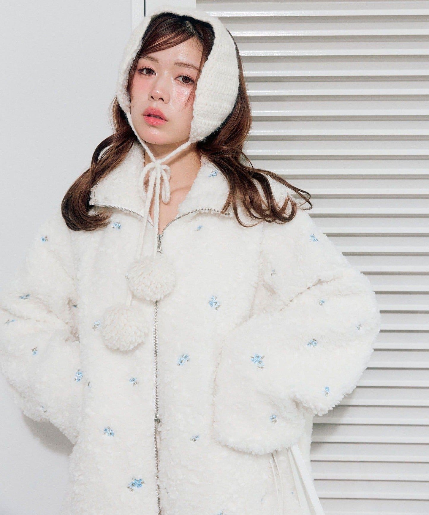 花卉刺繡羊羔絨短外套