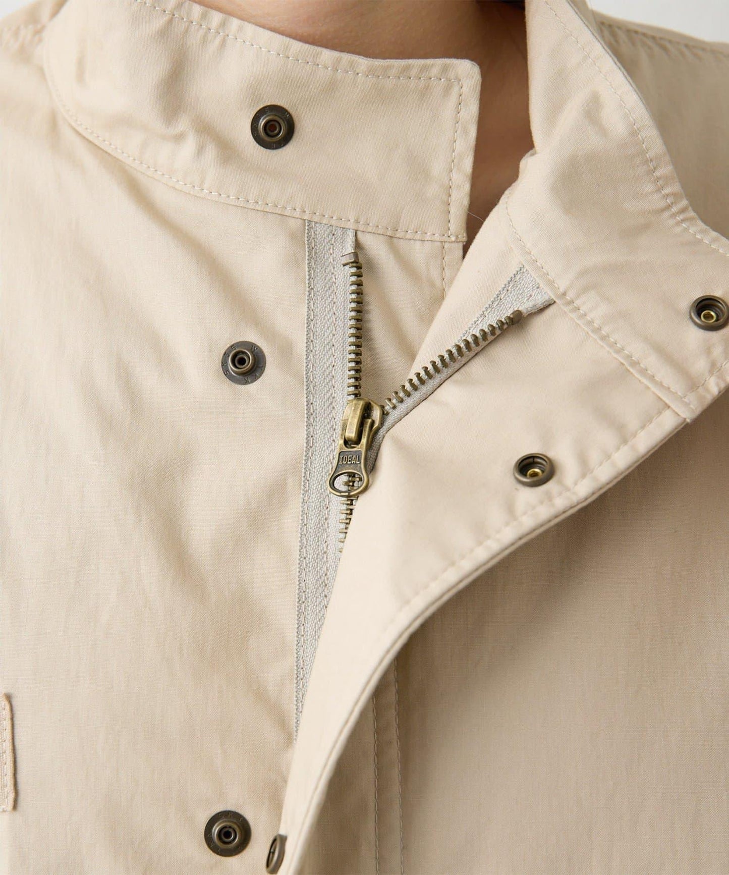 帶內膽軍裝大衣