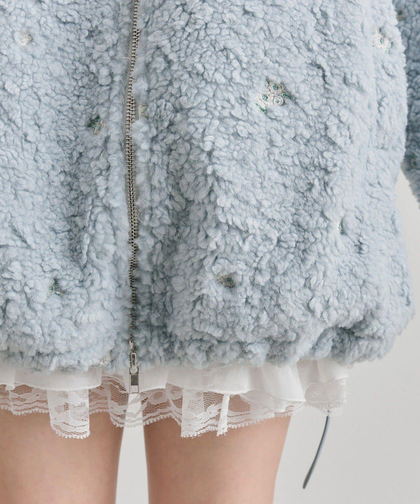 花卉刺繡羊羔絨短外套