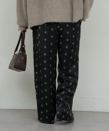 【近期開始】【可手洗】印花緞面長褲