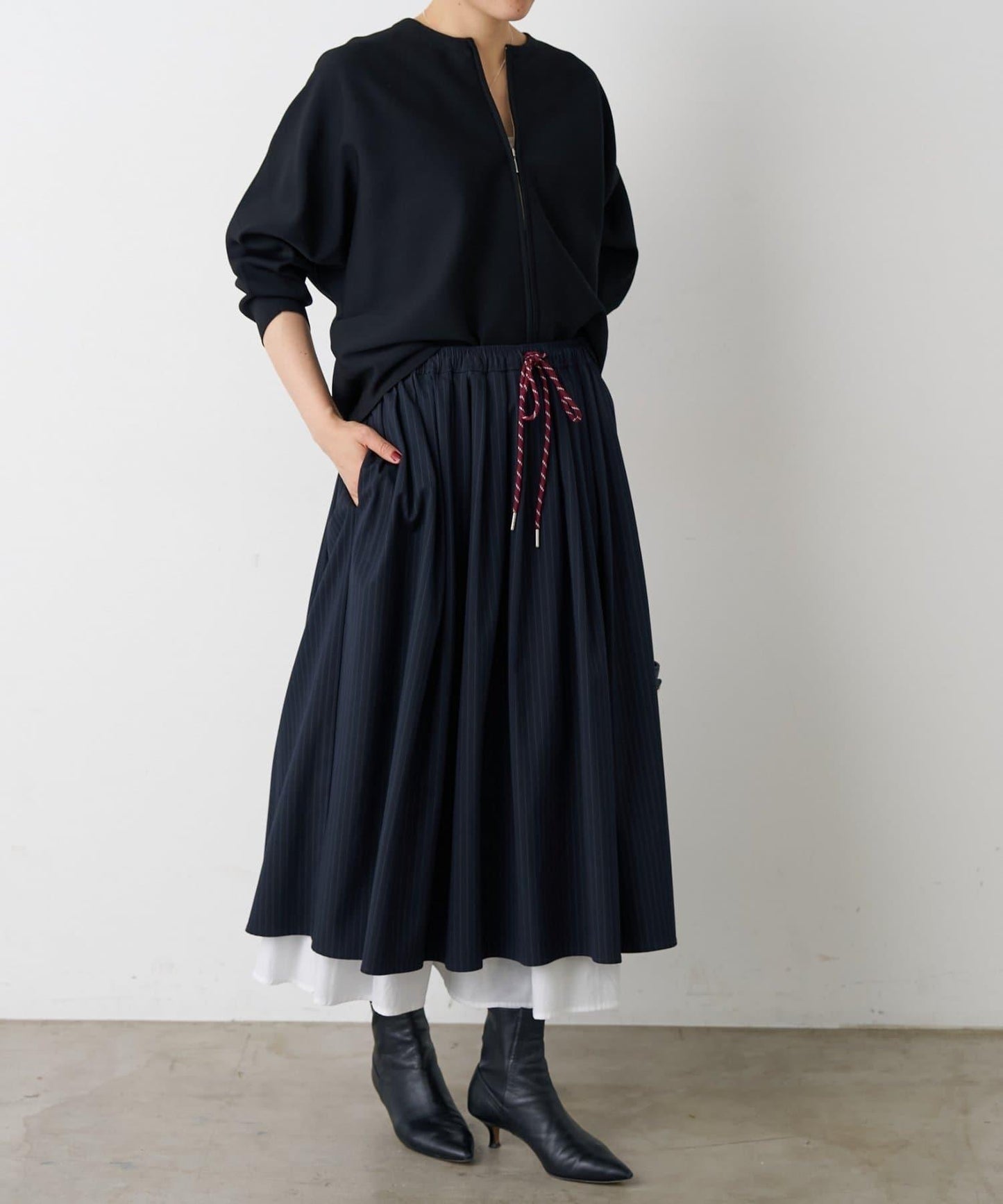 《近日開始》層疊褶皺半身裙