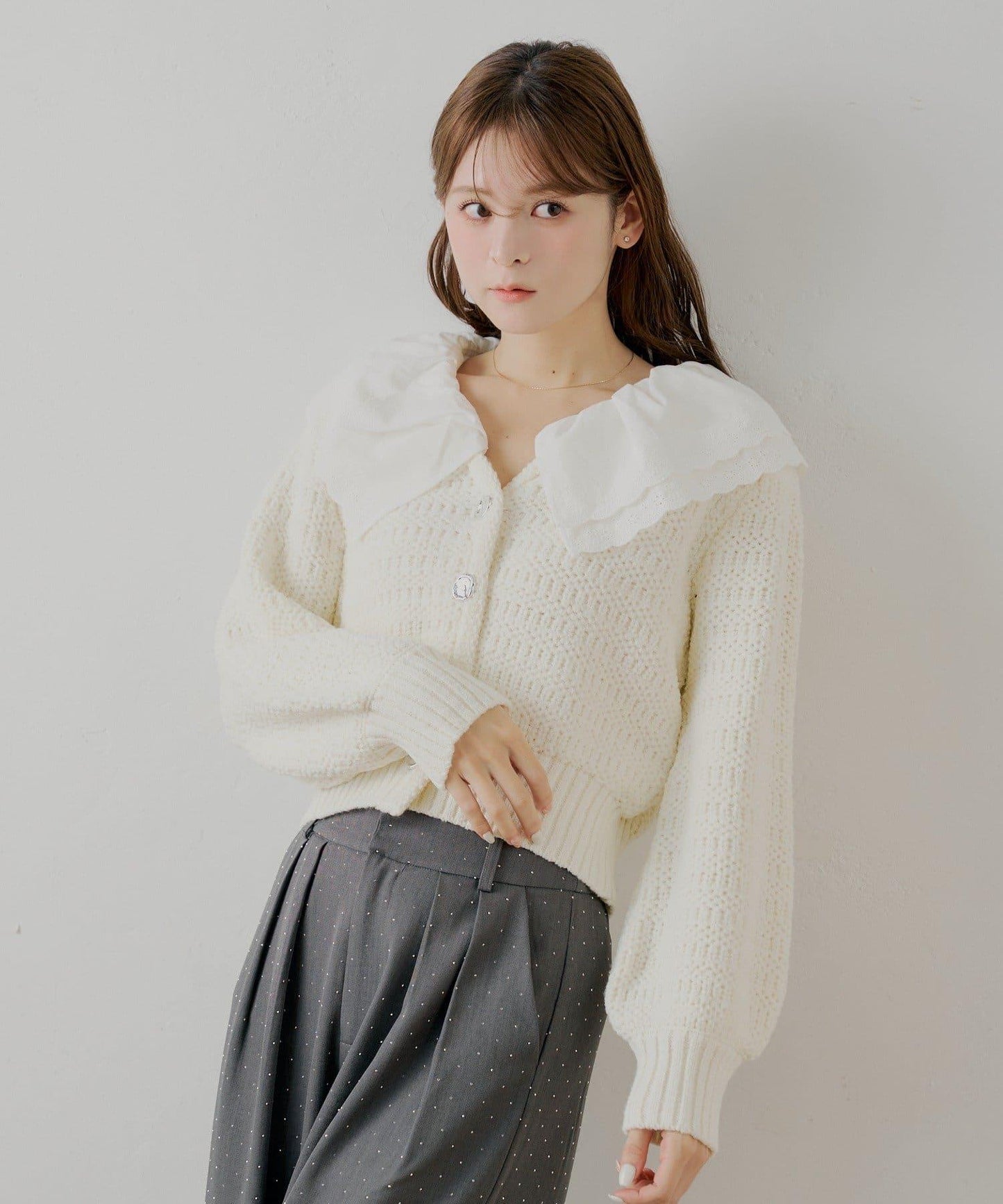 【SALON by Chico】雙層荷葉邊花紋針織開衫